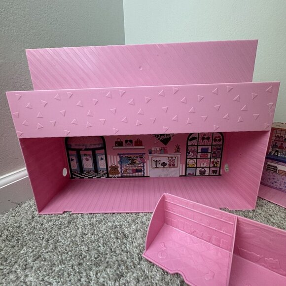 LOL Surprise Doll Pop Out Store 3-in-1 Playset Display Stand Carry Storage Pink - Picture 10 of 11